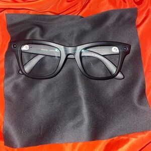 Ray Bans Wayfer Meta glasses Gen 1 clear lenses